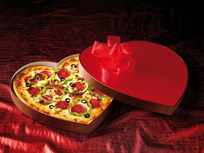 Heart Shaped Pizzas For Valentines’ Day